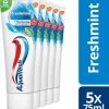 Aquafresh Freshmint - Tandpasta - Voor Een Frisse Adem - Voordeelverpakking - Recyclebare Plastic Tube En Dop -5 X 75ml 1 Aquafresh Freshmint - Tandpasta - Voor Een Frisse Adem - Voordeelverpakking - Recyclebare Plastic Tube En Dop -5 X 75ml -Mondverzorging 1044x1200