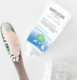 Weleda Saline Tandpasta -Mondverzorging 1161x1200 4