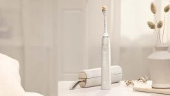 Philips Sonicare Prestige 9900 HX9992/11 - Elektrische Tandenborstel Met SenseIQ -Mondverzorging 1200x675