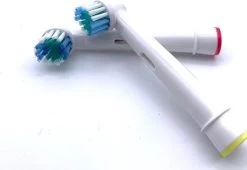 Merkloos Opzetborstels - Universele Geschikt Voor Braun / Oral-B - Set Van 24 Stuks -Mondverzorging 1200x824