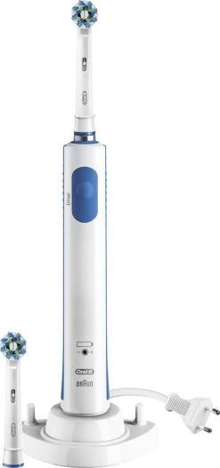 Oral B Oral-B PRO 670 CrossAction - Elektrische Tandenborstel - Met 2 Opzetborstels 15 Oral B Oral-B PRO 670 CrossAction - Elektrische Tandenborstel - Met 2 Opzetborstels -Mondverzorging 565x1200