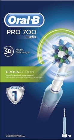 Oral B Pro 700 CrossAction - Elektrische Tandenborstel -Mondverzorging 638x1200 1