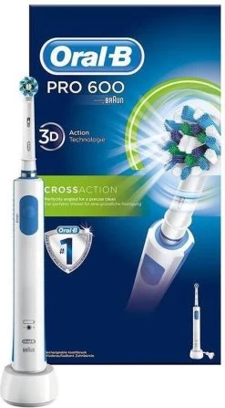 Oral B Oral-B PRO600 - Cross Action - Elektrische Tandenborstel 41 Oral B Oral-B PRO600 - Cross Action - Elektrische Tandenborstel -Mondverzorging 663x1200 1