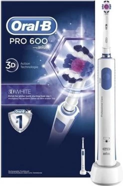 Oral B Oral-B White & Clean 600 BOX