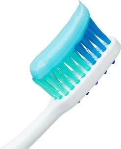 Meridol Tandenborstel Zacht - 3 Stuks - Voordeelverpakking -Mondverzorging 982x1200 2