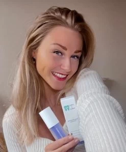 Love2smile Teeth Whitening Shampoo - De Natuurlijke Tandenbleker Van Nederland & België - Goedgekeurde Tandpasta - Teeth Whitening - Wittere Tanden - Zonder Peroxide 12 Love2smile Teeth Whitening Shampoo - De Natuurlijke Tandenbleker Van Nederland & België - Goedgekeurde Tandpasta - Teeth Whitening - Wittere Tanden - Zonder Peroxide -Mondverzorging 997x1200 1